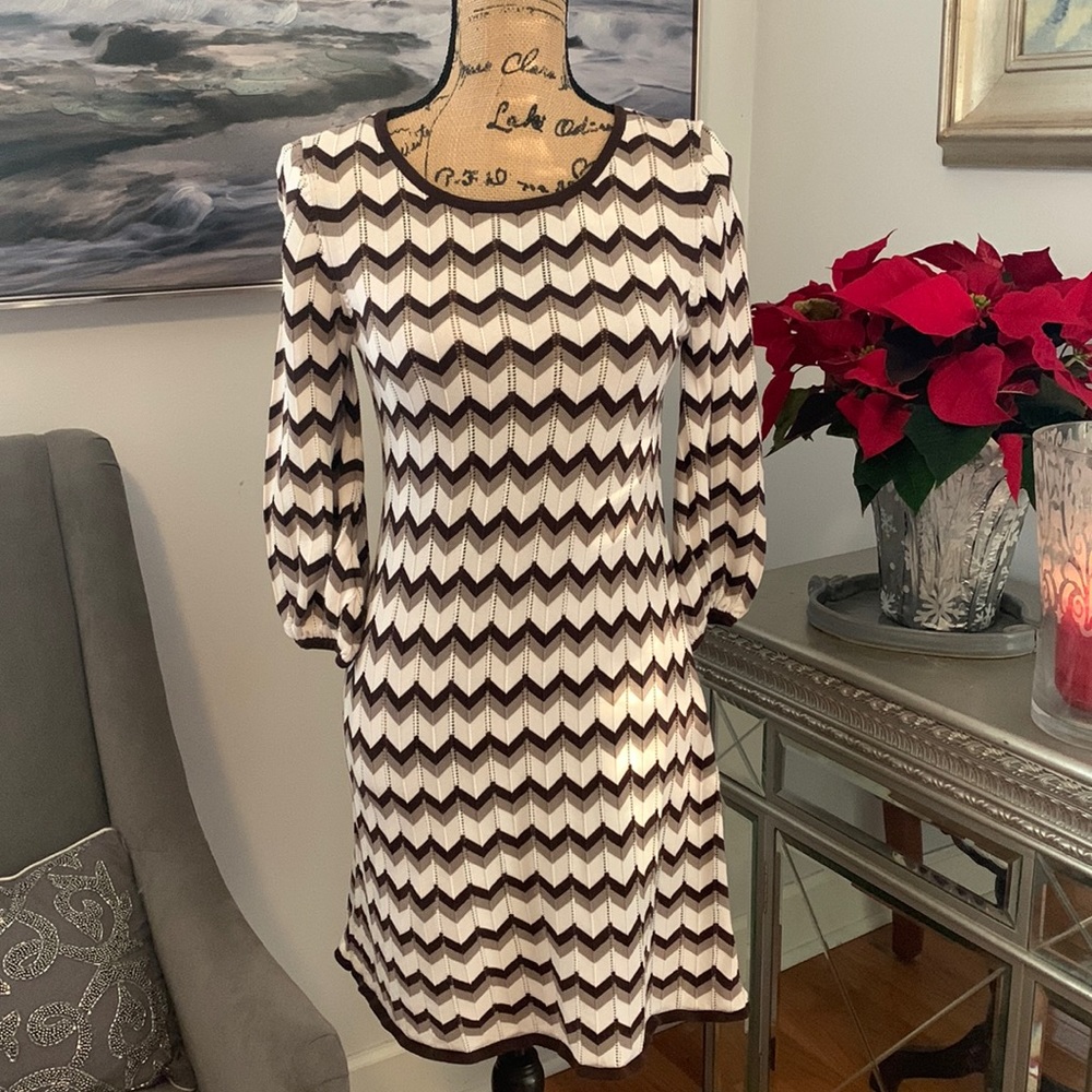 ALICE + OLIVIA Designer sweater dress chevron Pointelle brown cream ivory S 4 6